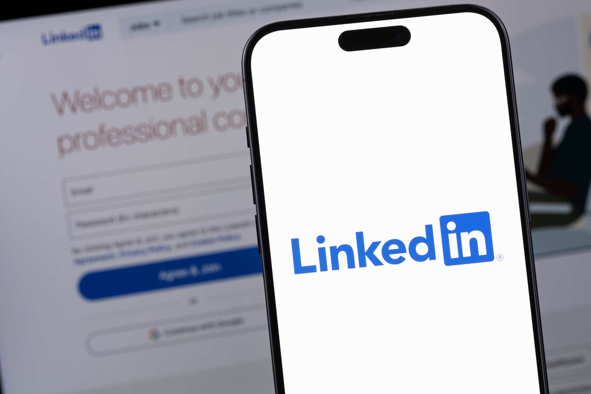 Создание и оформление профиля LinkedIn